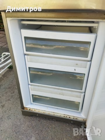 Хладилник за ремонт или части, снимка 13 - Хладилници - 41939586