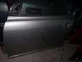 Врата предна лява Тойота Авенсис 2003г - 2007 г, сива, снимка 1 - Части - 41845824