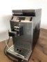 Кафеавтомат Saeco Lirika One Touch Cappuccino, 1850W, 15 bar, снимка 1
