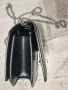 Оригинална Givenchy черна кожена чанта с верига и сребърна закопчалка – Made in Italy, снимка 14