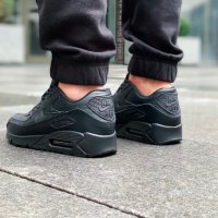 МАРАТОНКИ NIKE AIR MAX 90 LEATHER номер 43,4-44, снимка 4 - Маратонки - 40282346