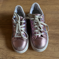 Guess - много кокетни розови кецове - размер 32, снимка 5 - Детски обувки - 44512990