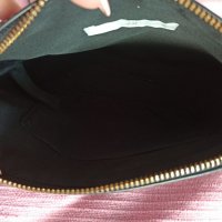 Малка черна чанта на H&M, снимка 3 - Чанти - 34235308