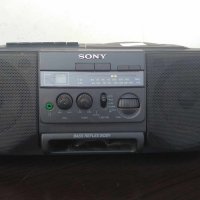 Радиокасетофон CD SONY CFD-V10, снимка 1 - Радиокасетофони, транзистори - 41456666