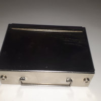 Стара електронна платка в метална кутия, снимка 1 - Друга електроника - 44841386