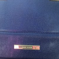 продавам елегантна дамска чанта, снимка 3 - Чанти - 41718897