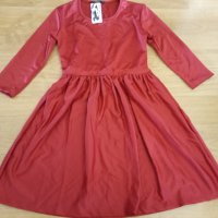 Елегантна червена рокля, снимка 1 - Рокли - 38832889