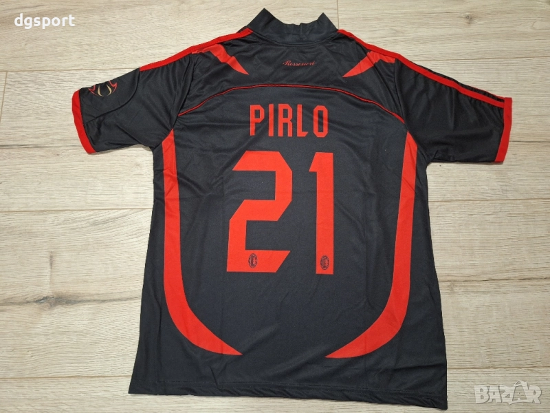 Футболна фланелка на МИЛАН#Андреа Пирло#21#ретро модел сезон 2007/2008!, снимка 1