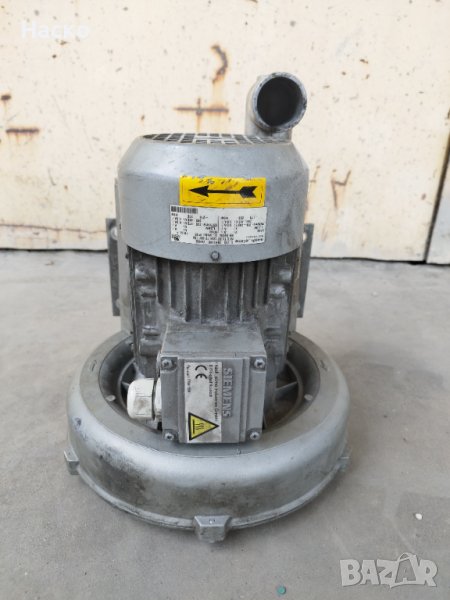 Вакуум помпа тип въздуходувка , снимка 1