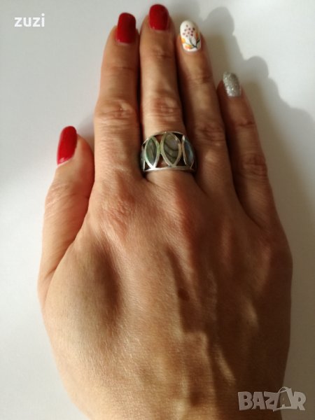 Сребърен пръстен с цветен седеф .Сребро проба 925., снимка 1