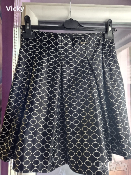 Пола Pause, снимка 1