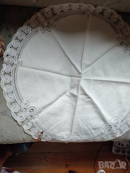 Вносно каренце брюкселска дантела диаметър 62 см ново състояние, снимка 1