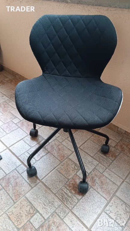 Посетителски въртящ се стол KRING черно и бяло, снимка 1