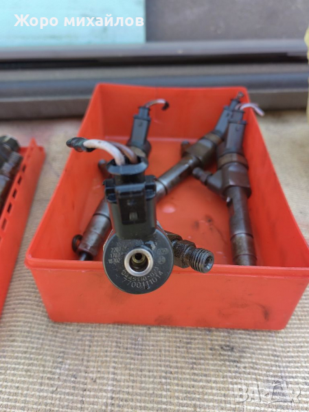 Дюзи 1.9 120кс рено, снимка 1