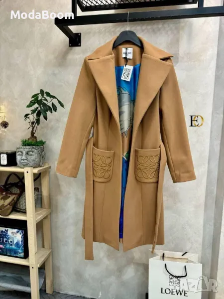 Loewe кафяво дамско палто , снимка 1