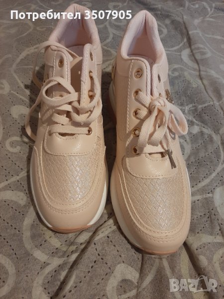 Продавам чисто нови маратонки  41 номер , снимка 1