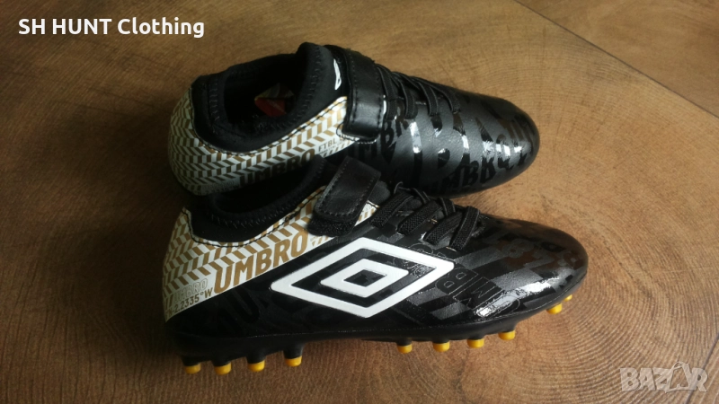UMBRO Football Boots Kids Размер EUR 31,5 детски бутонки с лепка 5-14-S, снимка 1