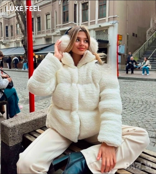 Дамско Яке - Бяло и Черно ✨, снимка 1