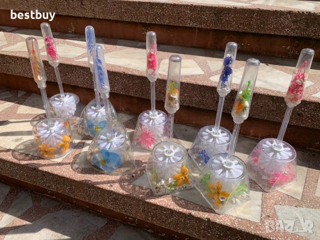 Четки за тоалетна 8 кашона около 150 броя ОБЩА ЦЕНА