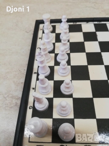 Магнитен шах, снимка 3 - Шах и табла - 53469889