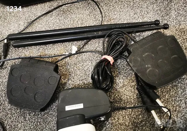 електронни барабани ALESIS Compactkit 7 с педали, палки и адаптор, снимка 8 - Ударни инструменти - 50039103