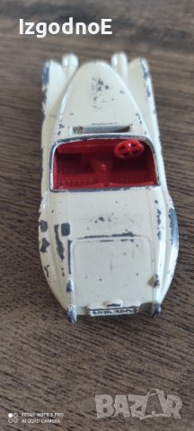 Matchbox jaguar XK 120, снимка 4 - Коли, камиони, мотори, писти - 41567165