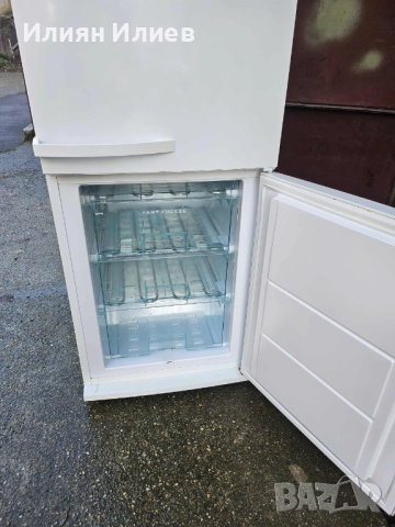 Snaigė хладилник с долен фризер, 266L