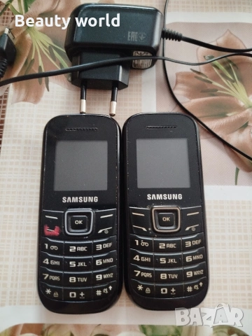 2 телефона Samsung 