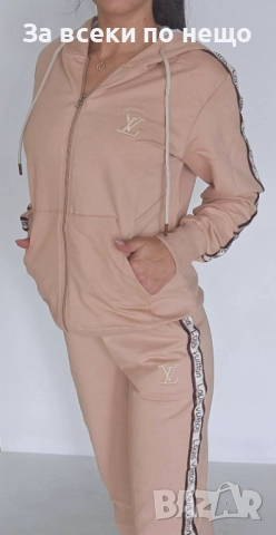 Louis Vuitton Дамски Спортен Комплект С Бродирано Лого🔝Дамски Спортен Екип - 8 Цвята Код VL-155, снимка 3 - Спортни екипи - 51633616