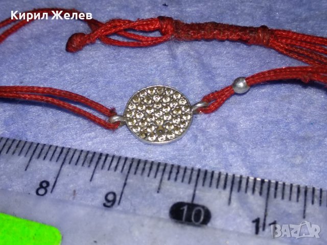 НЕЖНА ХЕНД-МЕЙД ФЕШЪН АРТ ГРИВНИЧКА За ЩАСТИЕ СРЕБРО с ФАСЕТИРАНИ ЦИРКОНИ и ЧЕРВЕНО КОНЧЕ 38270, снимка 7 - Гривни - 40932557