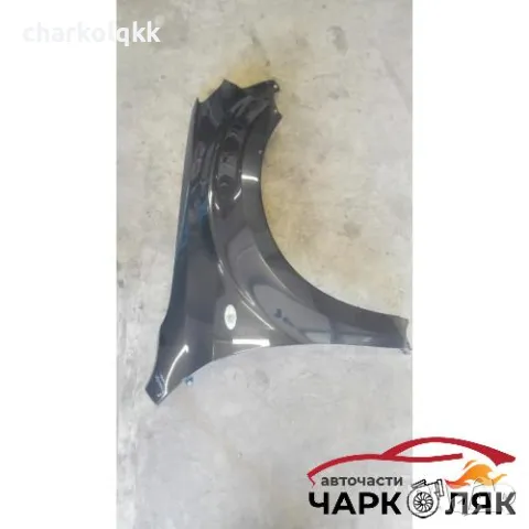 Калник десен Субару Форестър (сив)