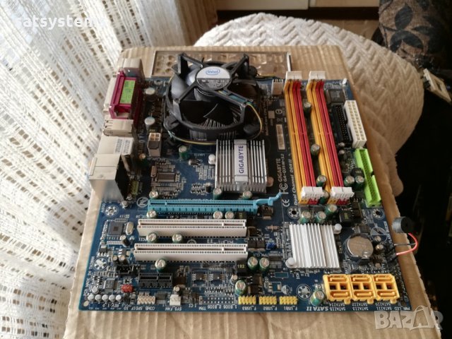 Дънна платка Gigabyte GA-Q35M-S2 Socket 775 CPU+FAN, снимка 3 - Дънни платки - 35927638