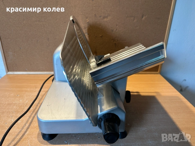 италианска професионална машина за рязане на месо ,колбаси,кашкавал " CAD URANIA", снимка 6 - Обзавеждане на кухня - 53709254