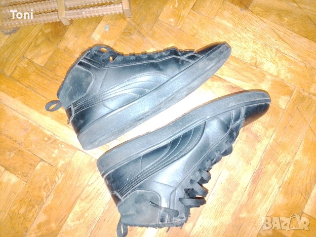 обувки сникърси puma smash 3.0 Mid WTR 42.5 перфектно състояние отвън нямат скъсано или забележка , снимка 2 - Маратонки - 53468385