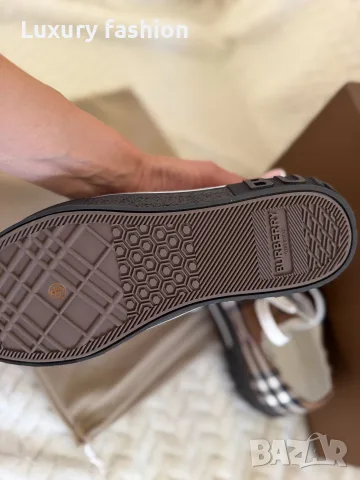 дамски маратонки Burberry , снимка 7 - Маратонки - 56149445