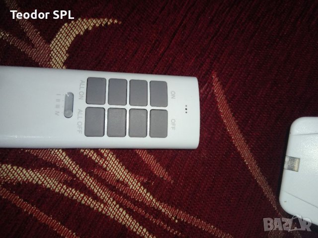 Контакти с дистанционно управление , снимка 2 - Ключове, контакти, щепсели - 38750727