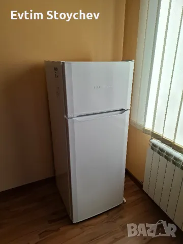 хладилник с горна камера, снимка 1