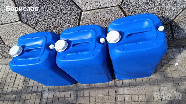 Туби пластмасови 25 литра, снимка 3 - Бидони, бурета и бъчви - 53872159