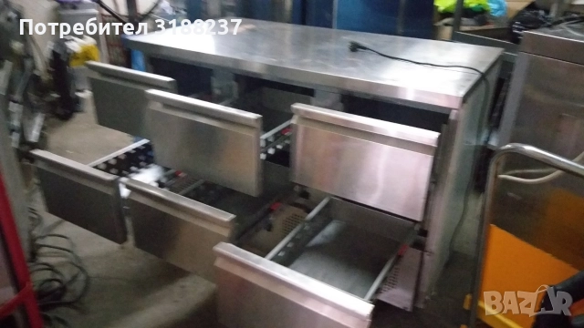 Нова! Немска хладилна маса с 6 чекмеджета