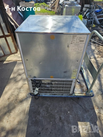 Хладилник пот Баров Неръждавейка Плю-сов 2-8 градуса Цена 230 Евро , снимка 5 - Обзавеждане на кухня - 53847739