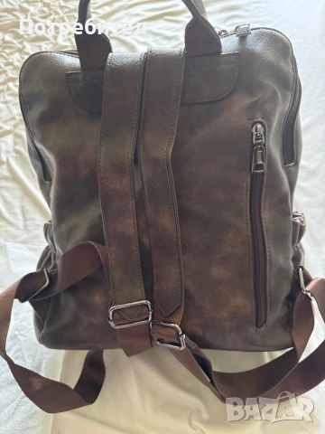 Дамска кожена раница с много джобове, снимка 7 - Раници - 51518273