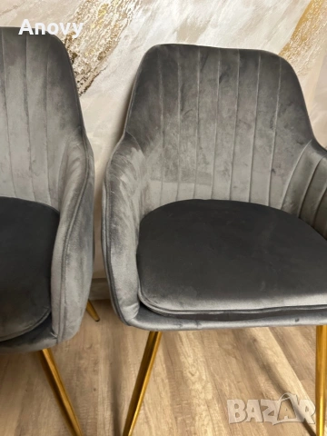 2 модерни стола – кадифе със златни крака 60 евро комплект, снимка 5 - Столове - 53866682