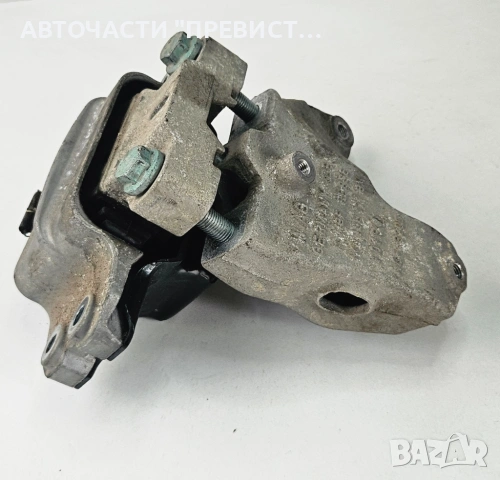 Тампон Двигател Фолксваген Голф 5+ Плюс VW Golf 5 Plus 2004-2010 OEM 1k0199555