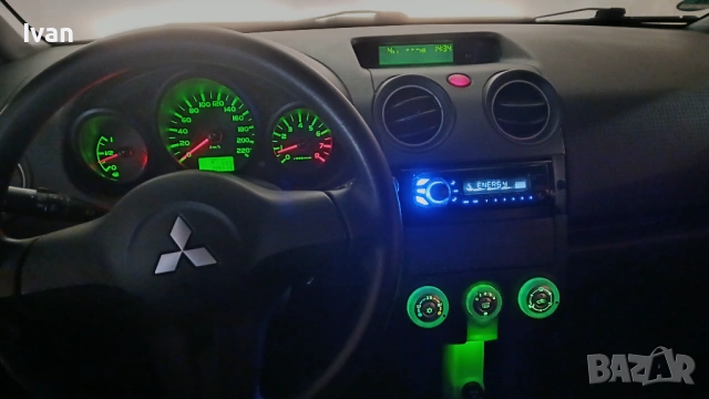 Mitsubishi Colt 1.3 16V, снимка 13 - Автомобили и джипове - 53216047
