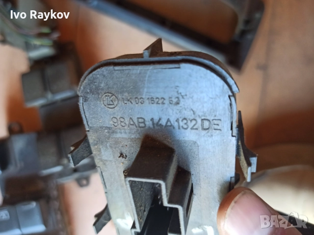 Панел Бутони Стъкла , Ford Focus MK1 , 98AB14A132DE, снимка 8 - Части - 52498083