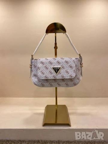 чанти guess, снимка 2 - Чанти - 51429030
