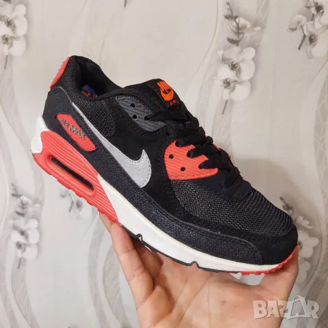 маратонки NIKE Air Max 90 Essential номер 41 ,5- 42  унисекс модел, снимка 9 - Маратонки - 49612278