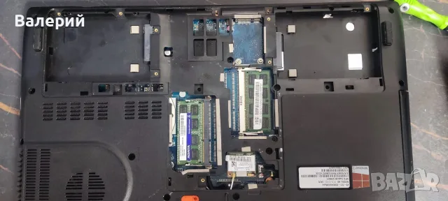 Acer Aspire V3-731 17.3" / Core i5-3320M / 8GB / 3x SATA слота (за проект / части)