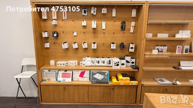 висококачествено оборудване за магазин мострени етажерки ,маси и бюро, снимка 10 - Бюра - 53801102