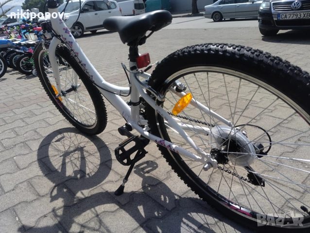 CROSS Велосипед 24" ALISSA бял, снимка 8 - Велосипеди - 53839188